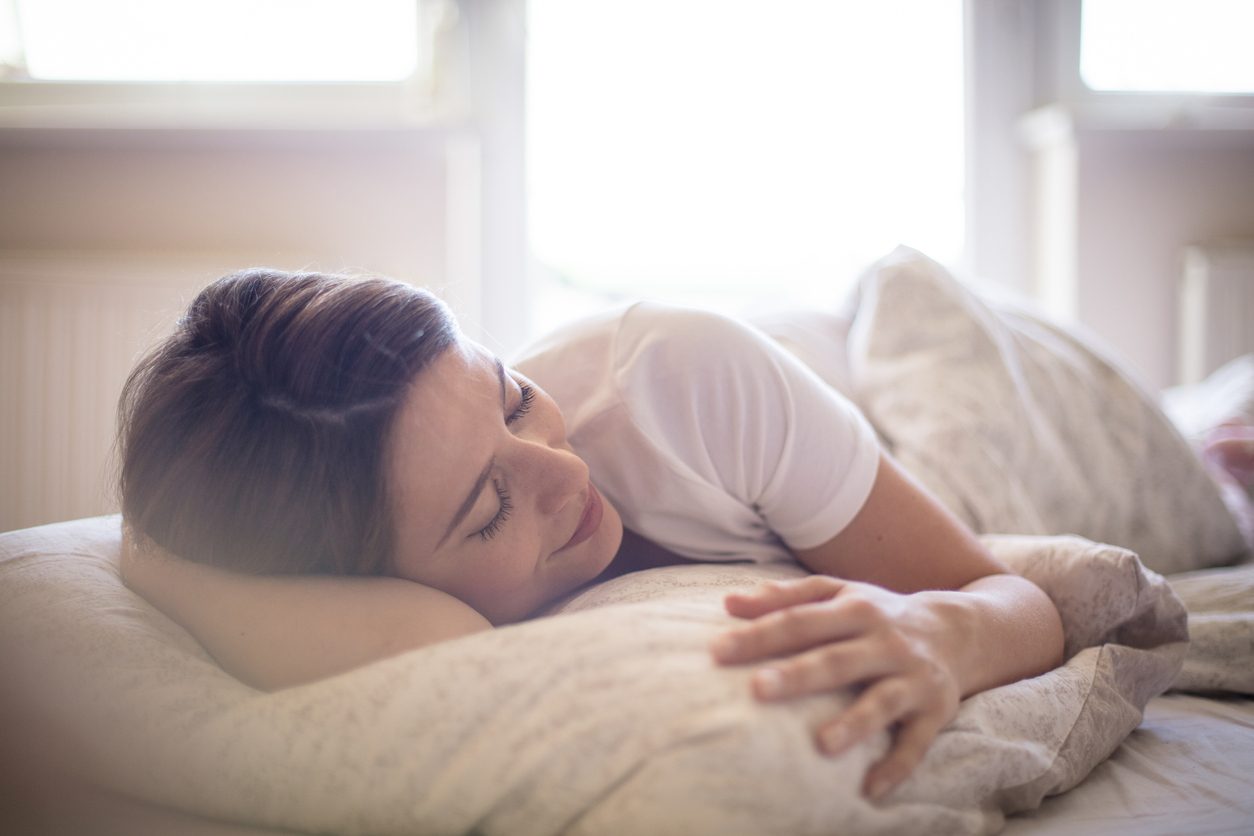uma boa noite de sono ajuda a diminuir a ansiedade